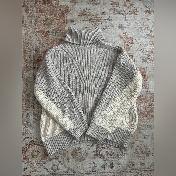 Simply Vera by Vera Wang ribbed turtleneck sweater - Picture 2 of 5